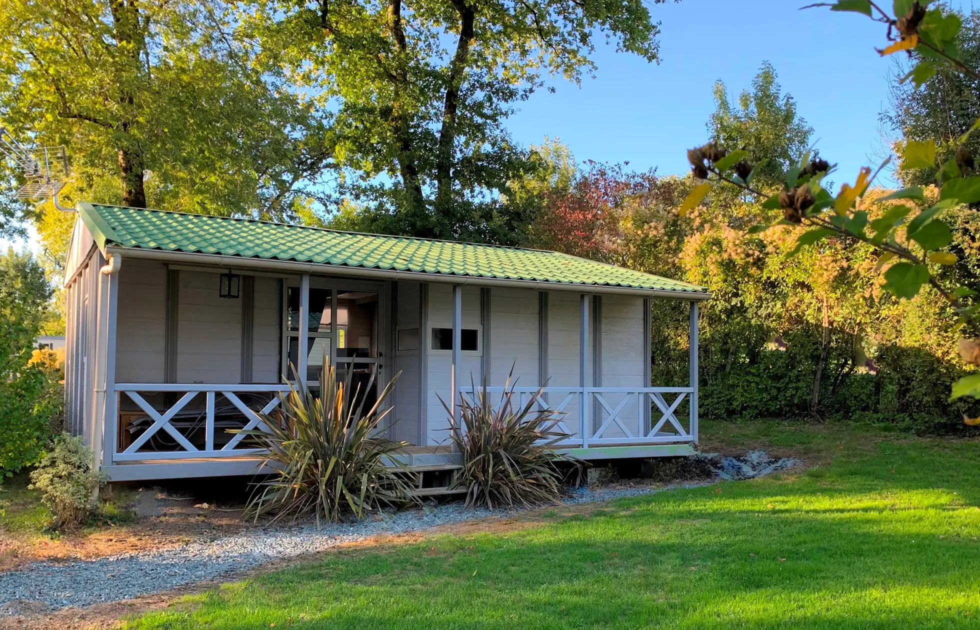 20 - Camping Côté Lac - Hébergement
