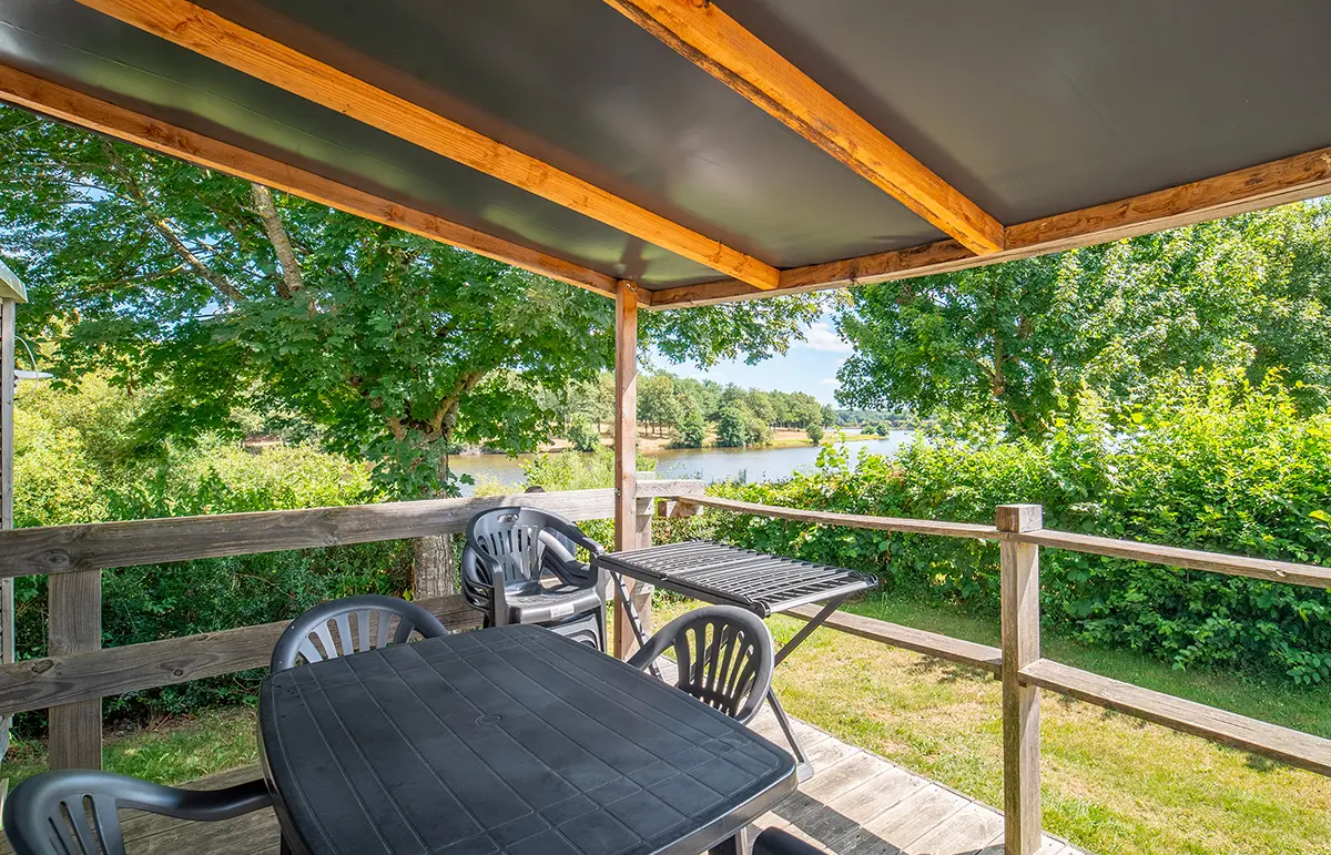 19 - Camping des Lacs - Hébergement