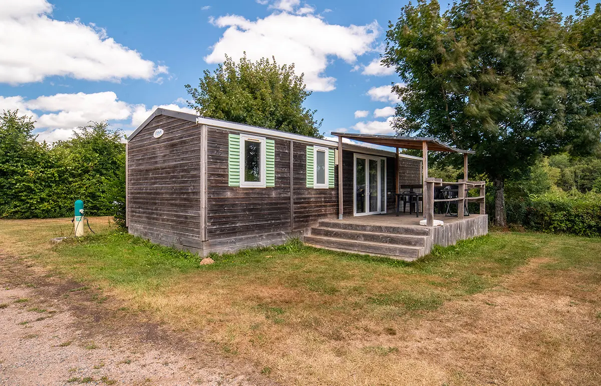 25 - Camping des Lacs - Hébergement