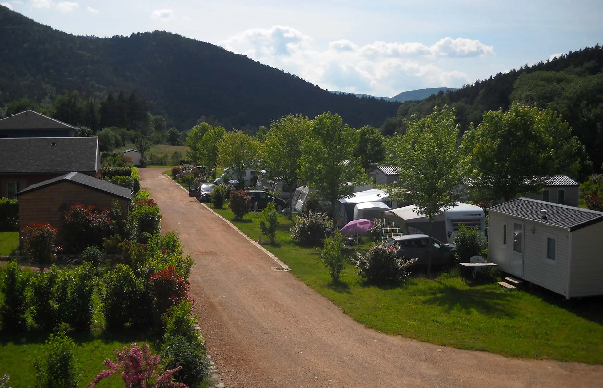 12 - Camping La Dourbie - Hébergement