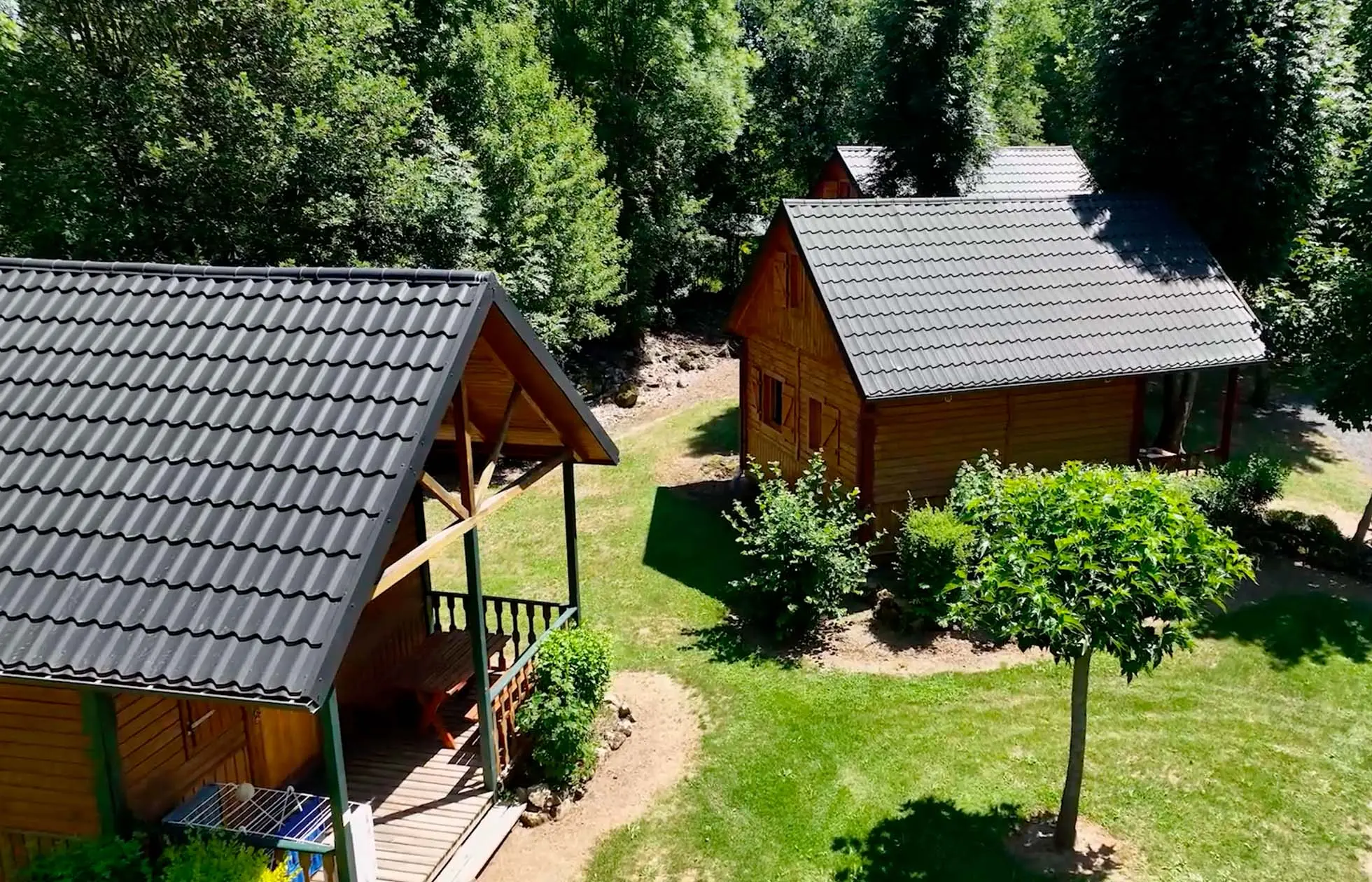 16 - Camping La Valée Verte - Hébergement