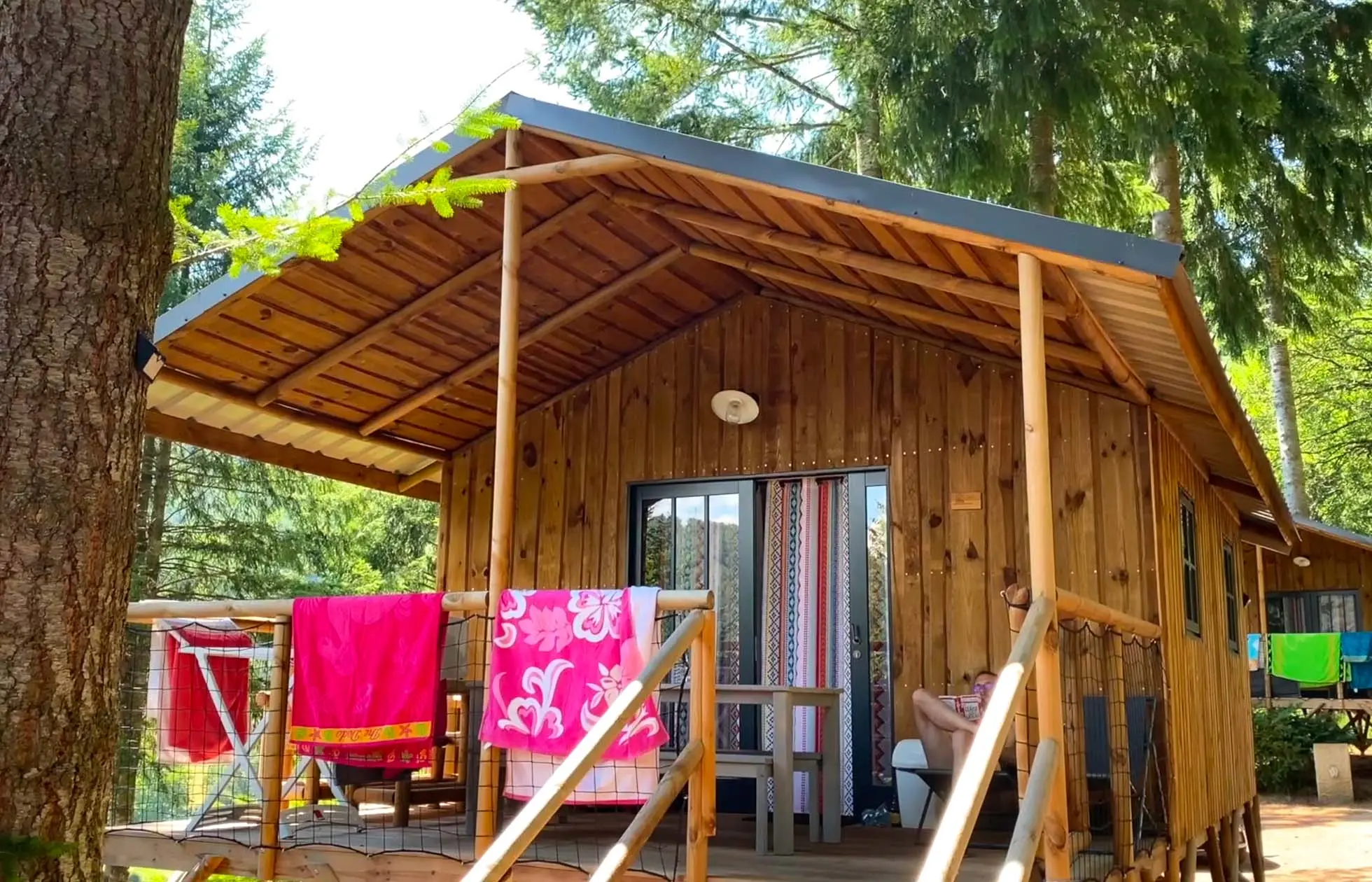 24 - Camping Le Belvédère - Hébergement