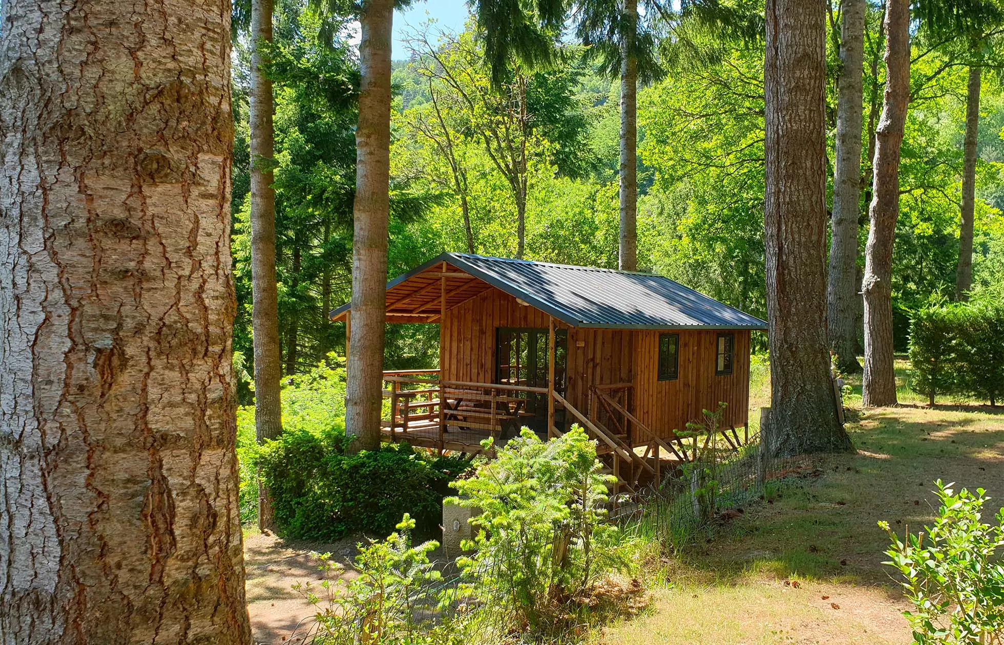 28 - Camping Le Belvédère - Hébergement