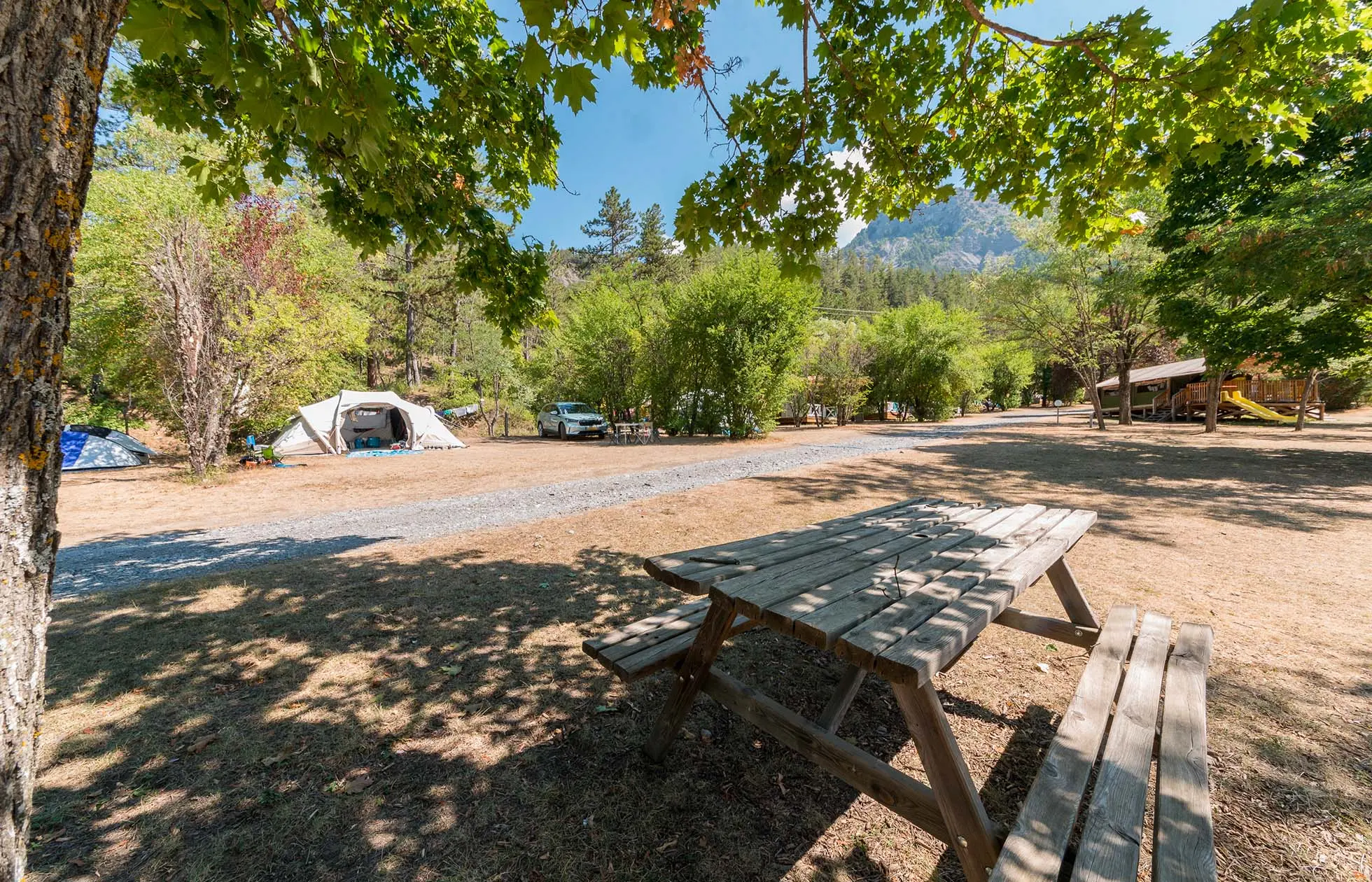 20 - Camping le Clot du Jay - Hébergement