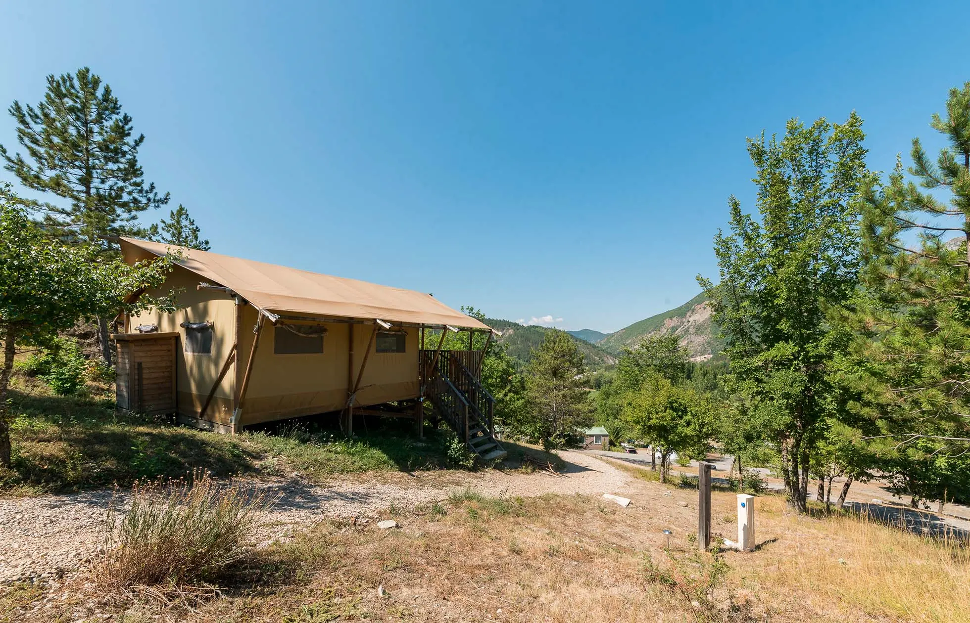 26 - Camping le Clot du Jay - Hébergement