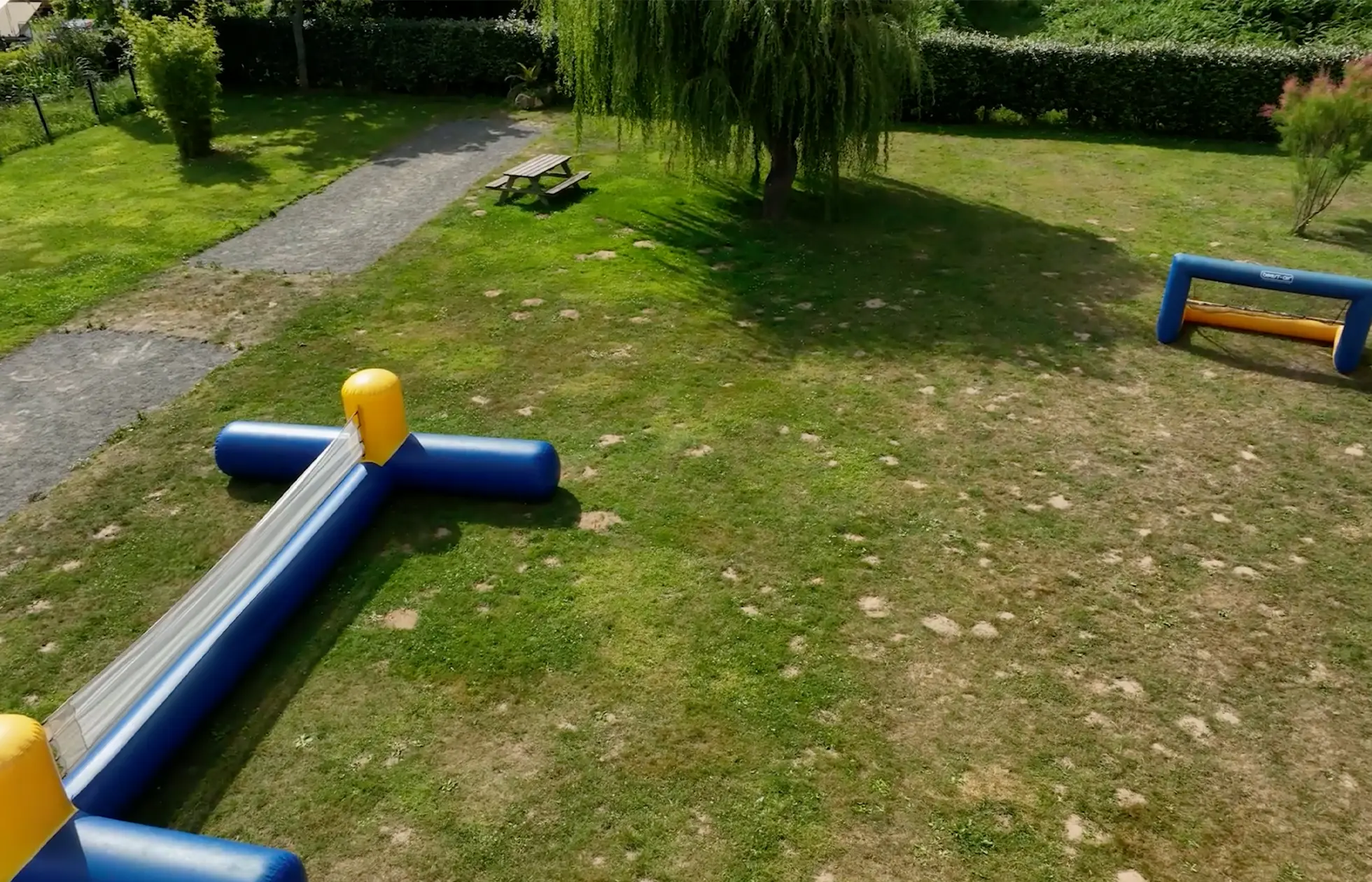 Camping Le Mât - Aire de jeux 2