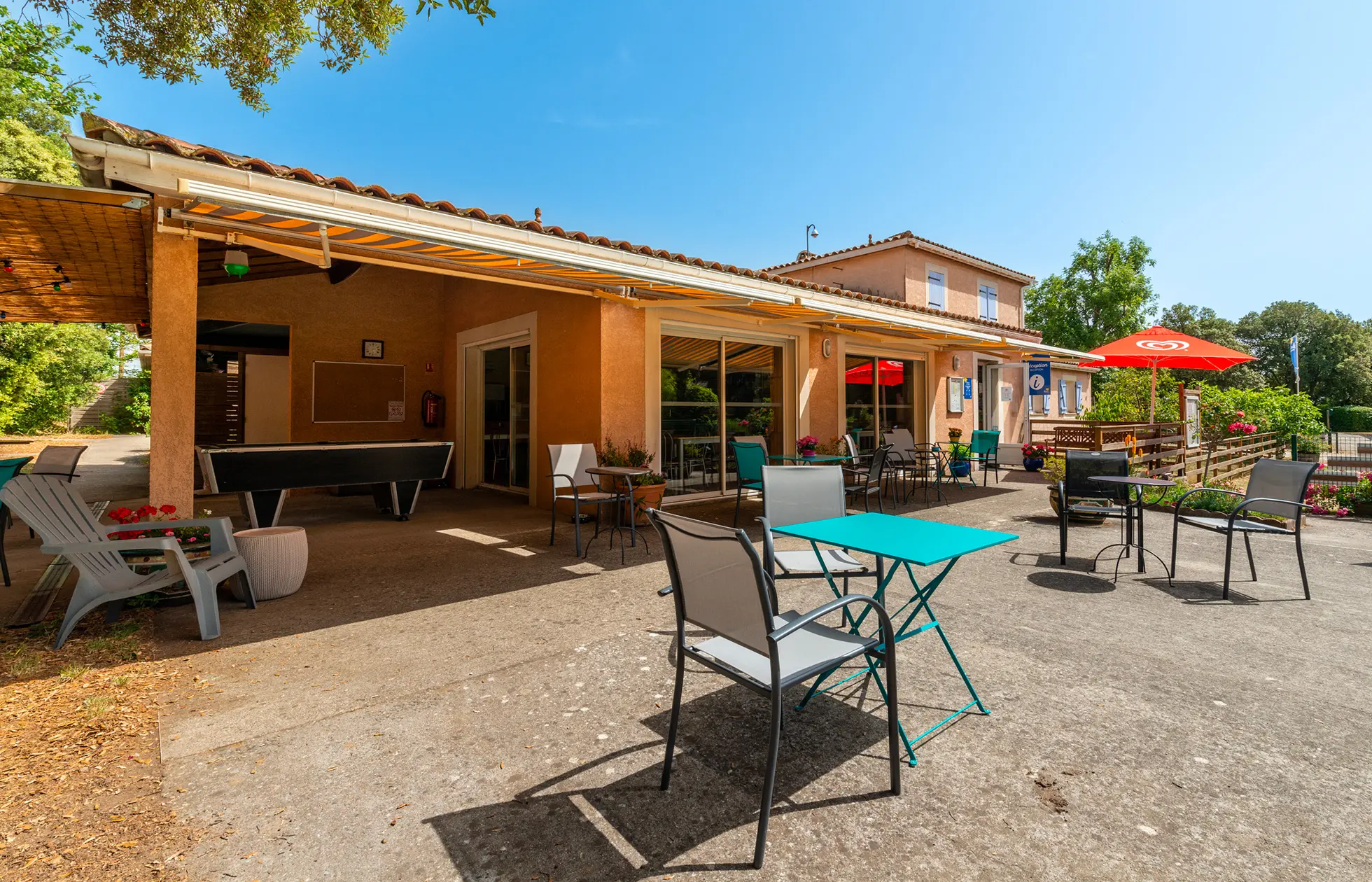 32 - Camping Le Martinet Rouge - Service