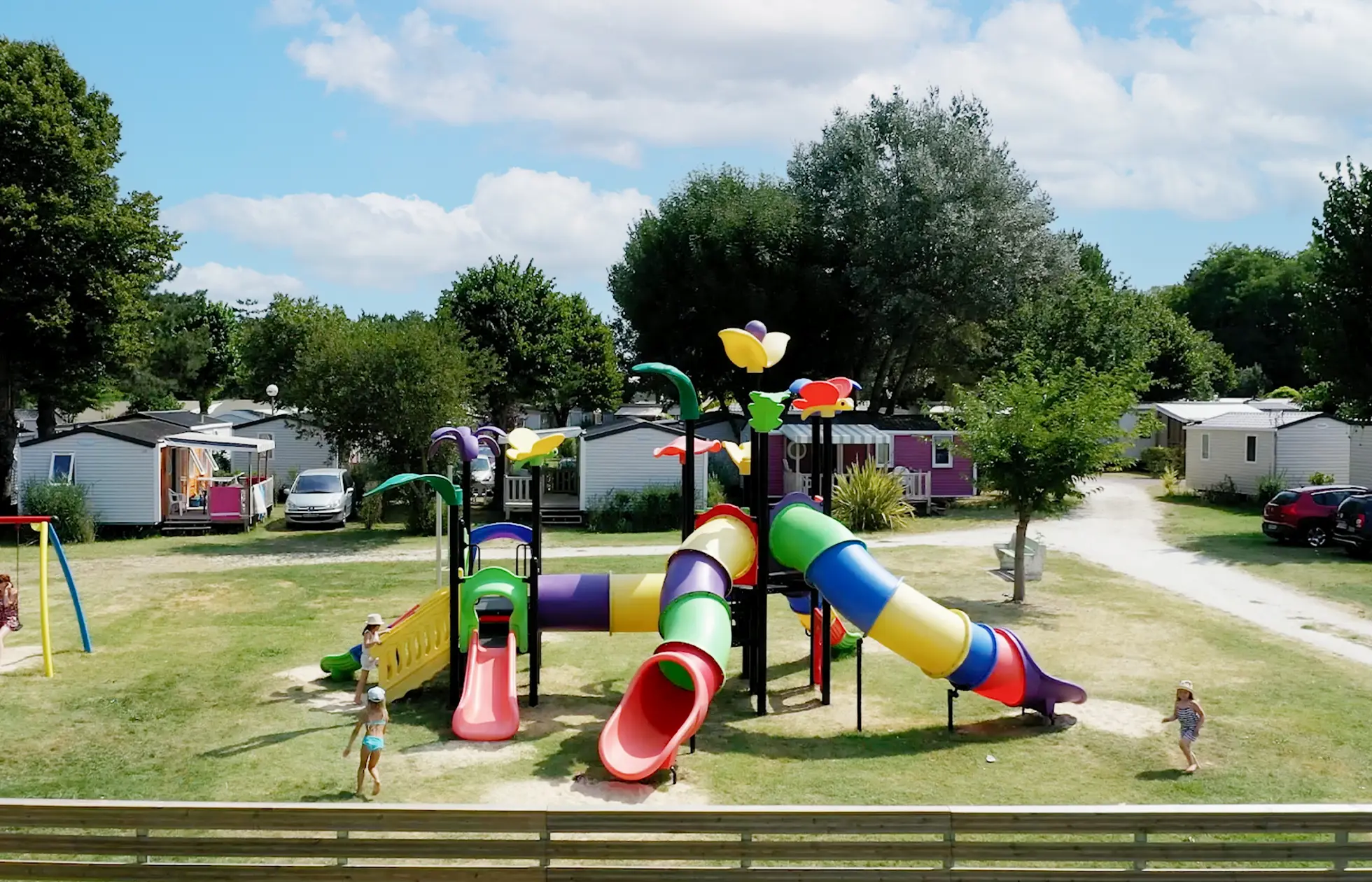 16 - Camping Le Nauzan Plage - Aire de jeux