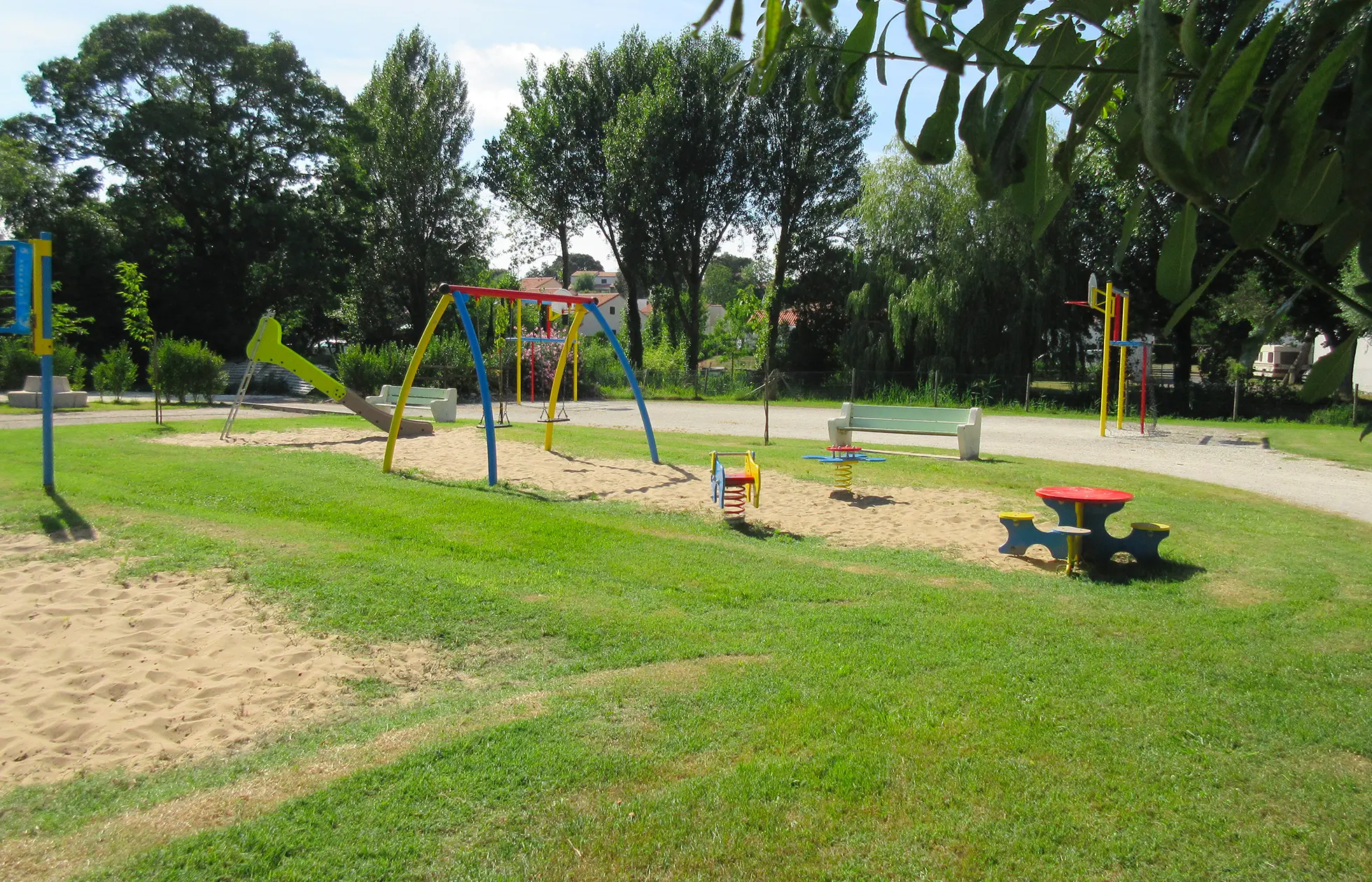 17 - Camping Le Nauzan Plage - Aire de jeux