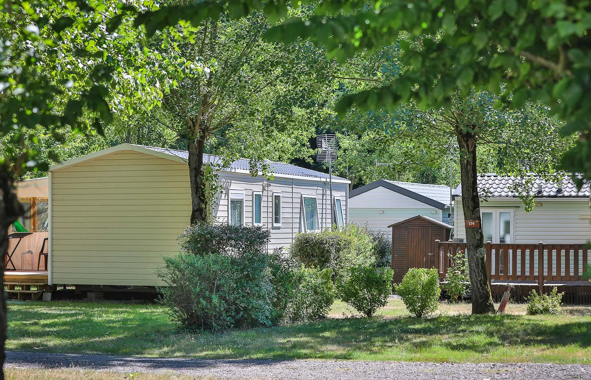 12 - Camping Le Pavillon - Hébergement