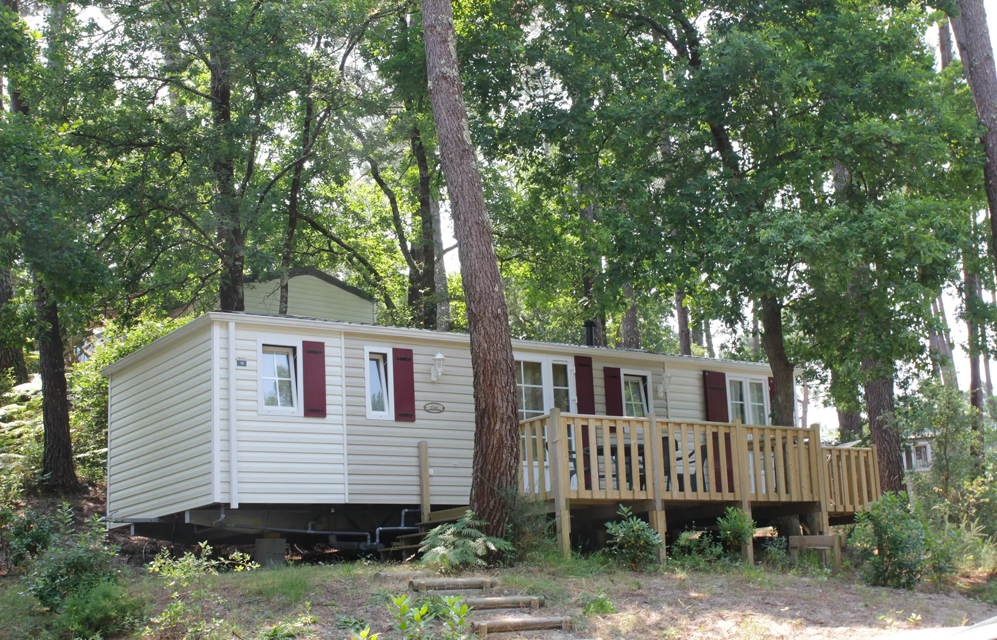 16 - Camping Les 2 Étangs - Hébergement