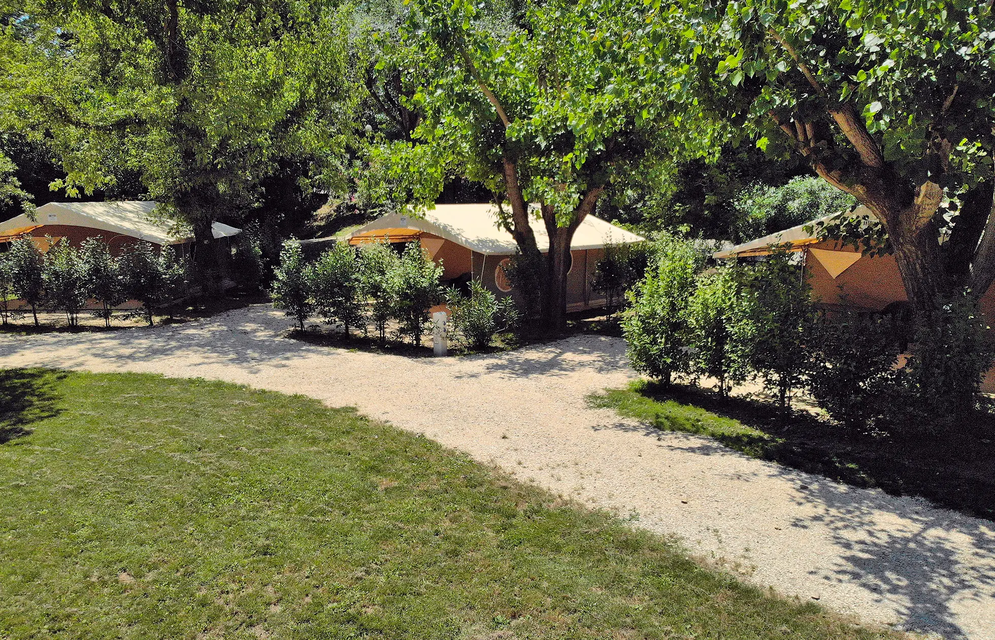 21 - Camping Le Saint Michelet - Hébergement