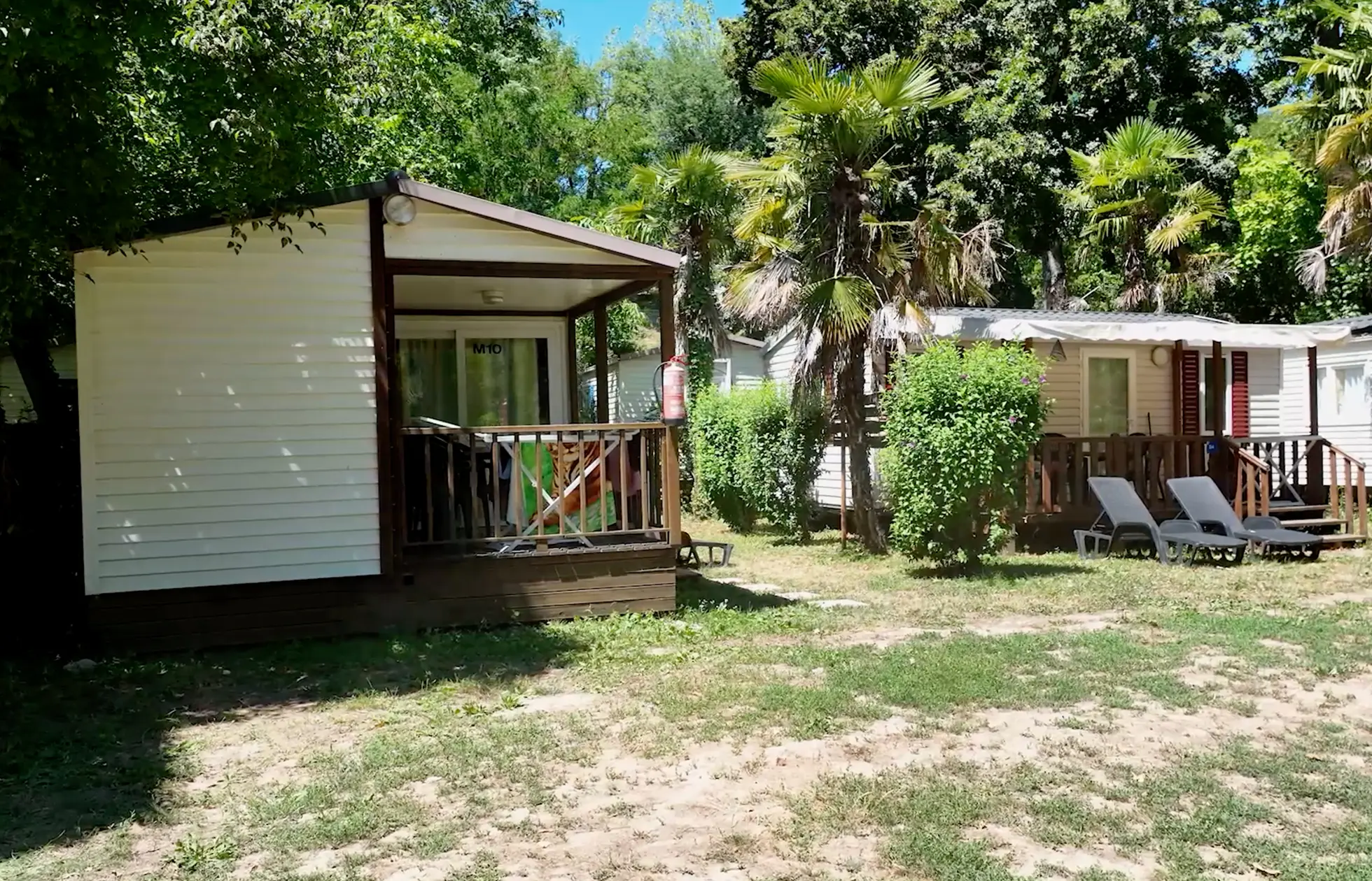 11 - Camping Les Fauvettes - Hébergement