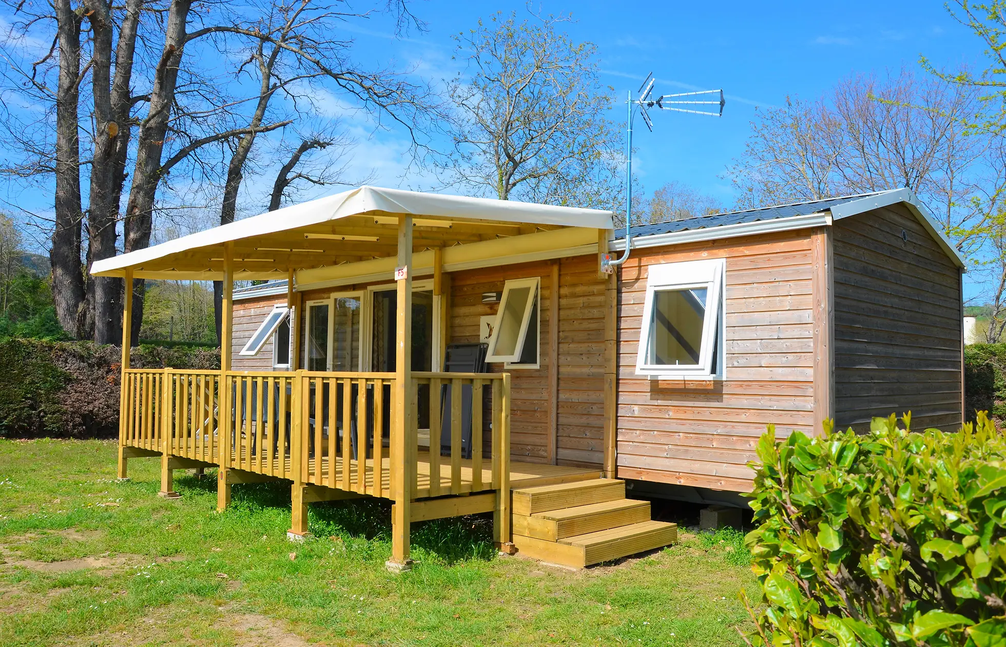 13 - Camping Les Mijeannes - Hébergement