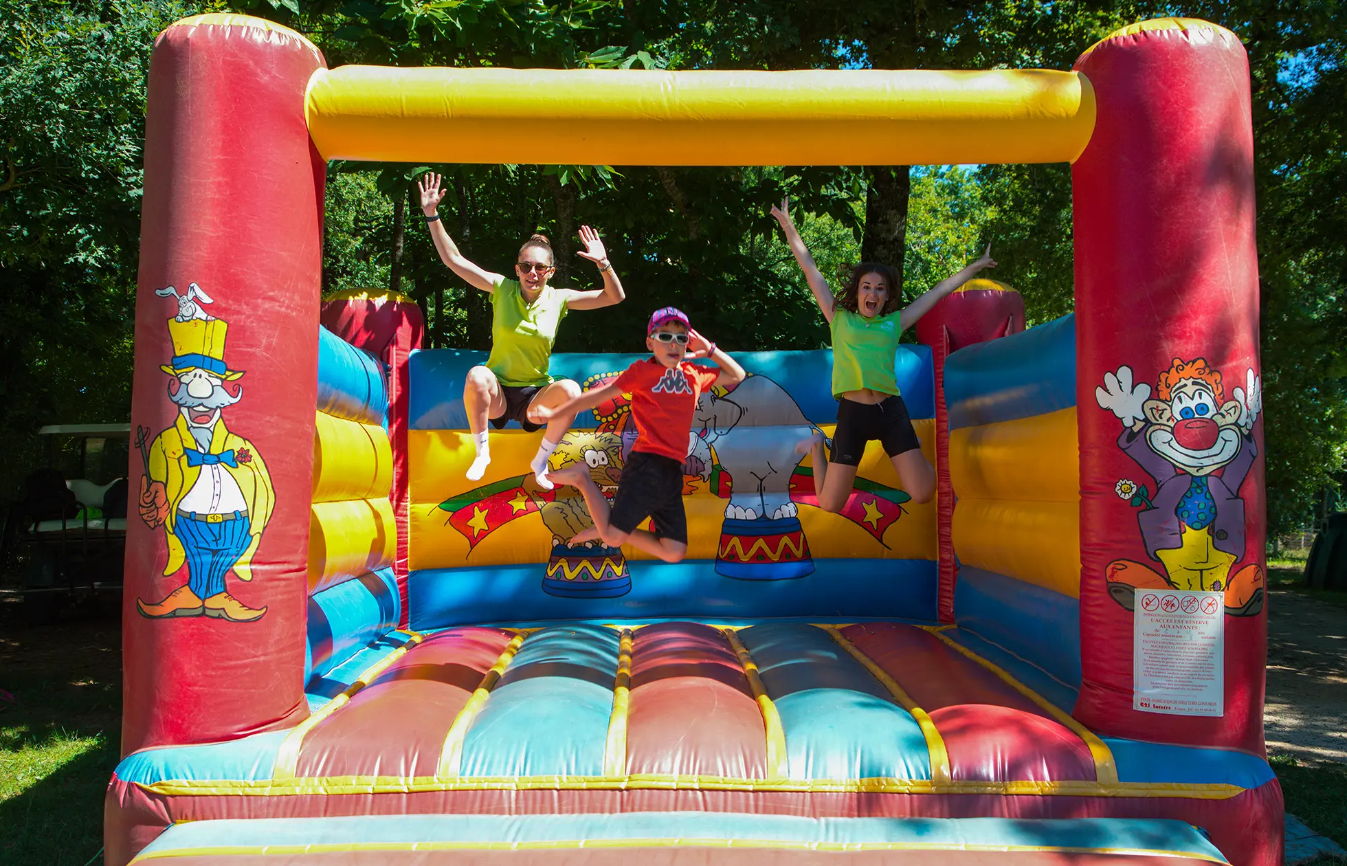 17 - Camping Les Nauves - Aire de jeux