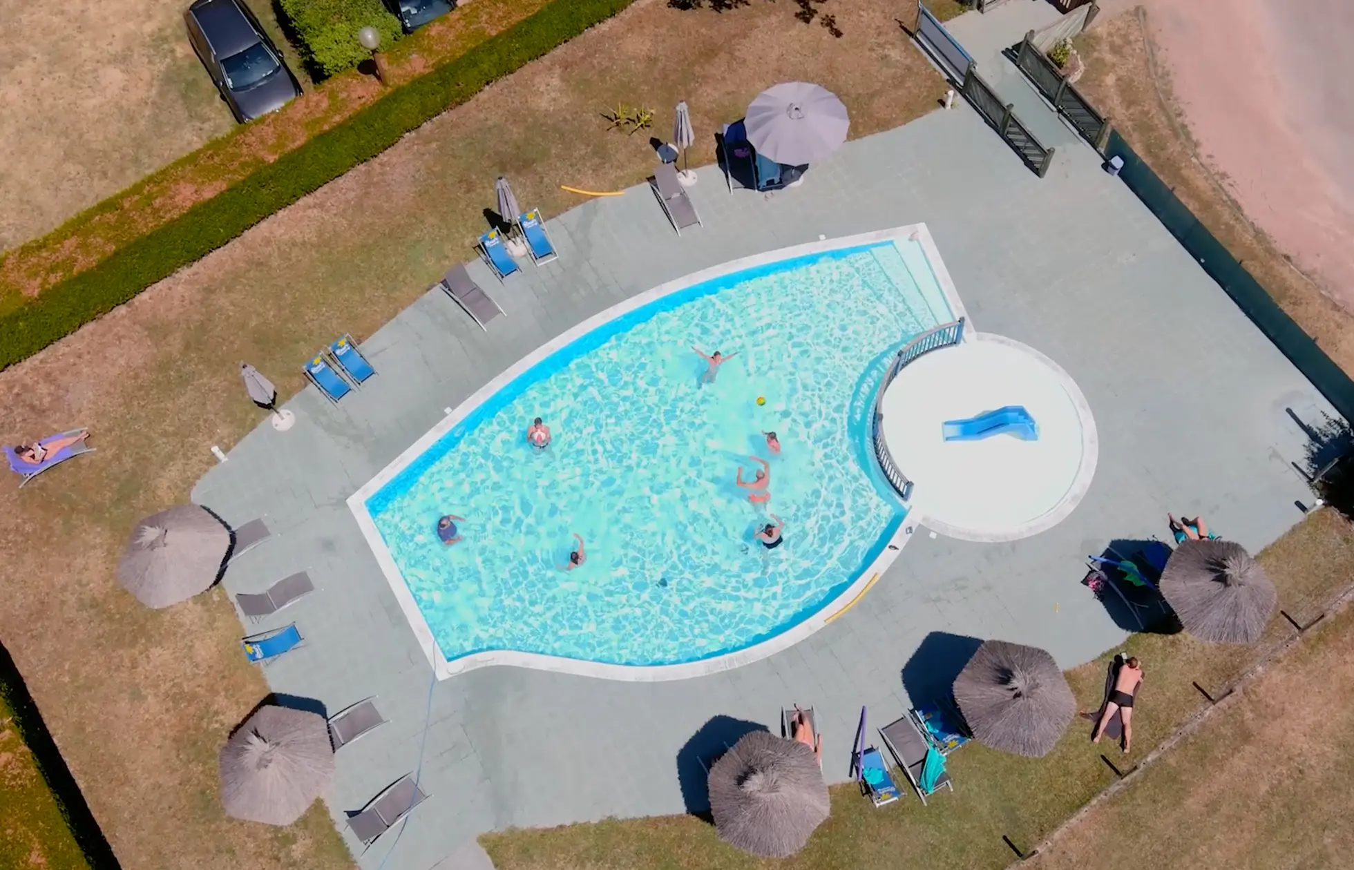 Camping Le Val de la Marquise - Piscine 1