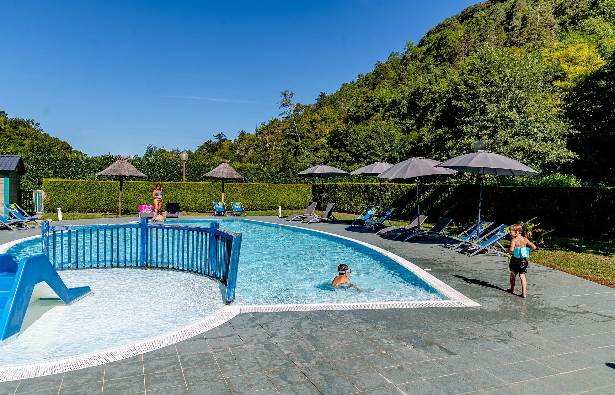Camping Le Val de la Marquise - Piscine 6